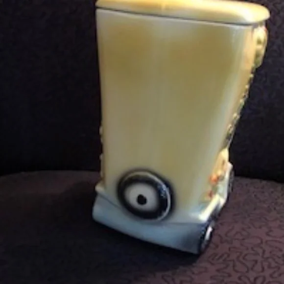 *HOST PICK* Vintage Cookie Jar *EUC*